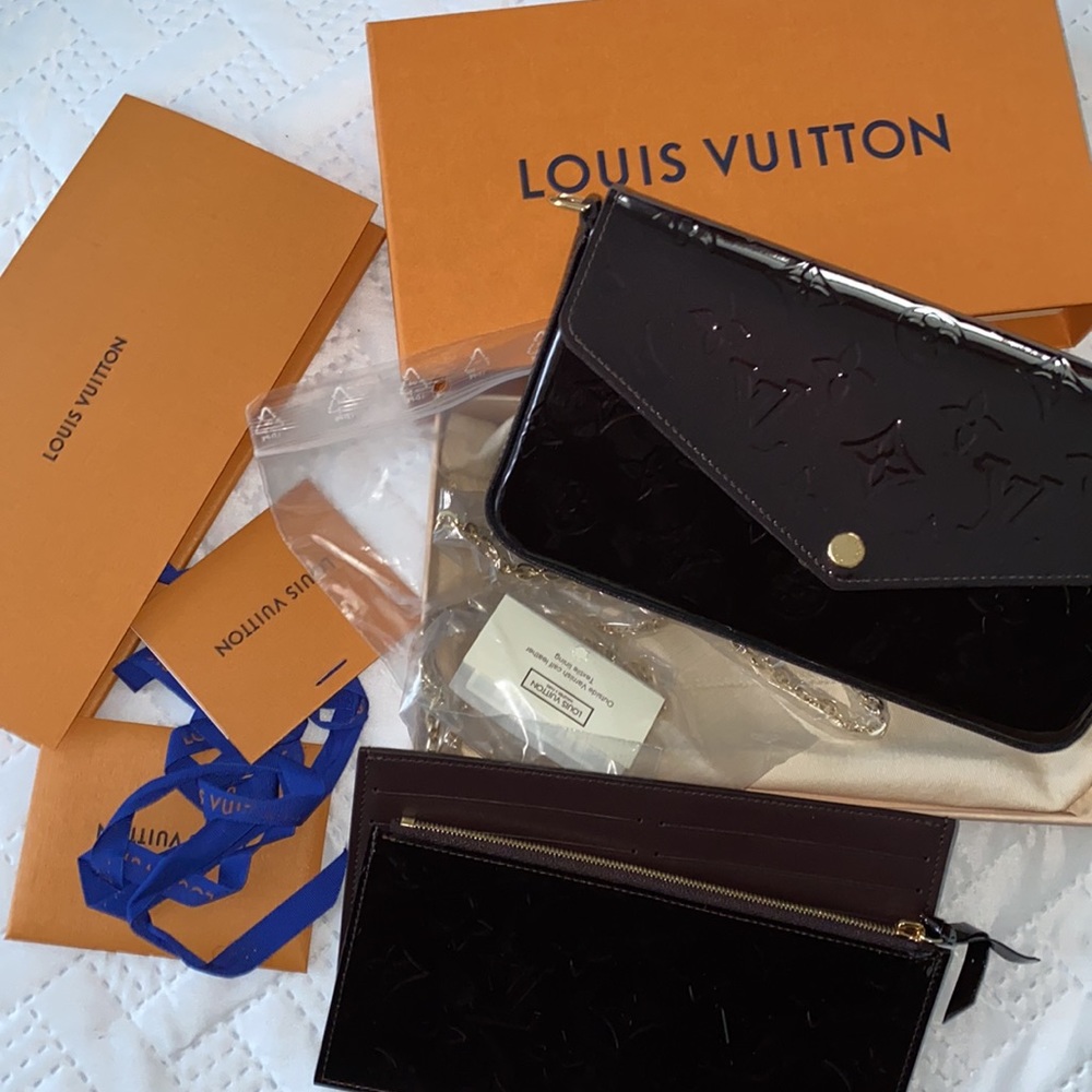 Brand New Felicie Pochette Vernis leather in Amaranth includes both inserts! - Picture 10 of 10